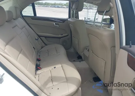 2011 Mercedes-Benz E 350 4Matic z USA, uszkodzony, nr VIN WDDHF8HB6BA342917